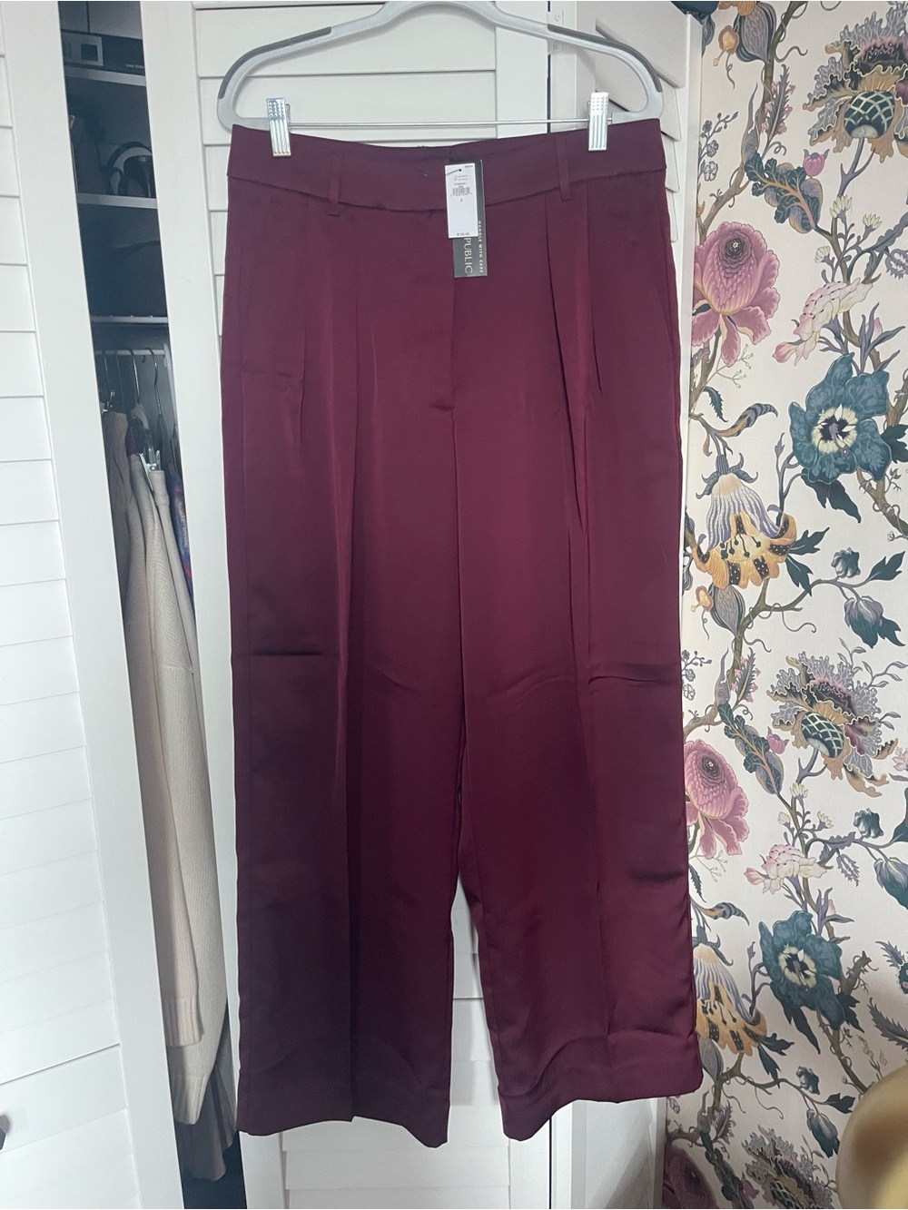 Banana Republic Wide-Leg Trousers in Burgundy
